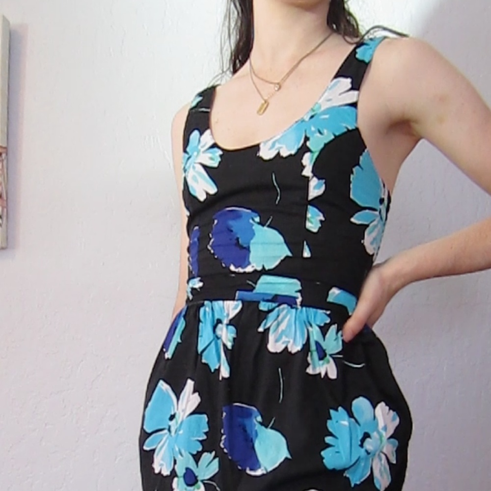 Blue Floral Aeropostale Dress with POCKETS!